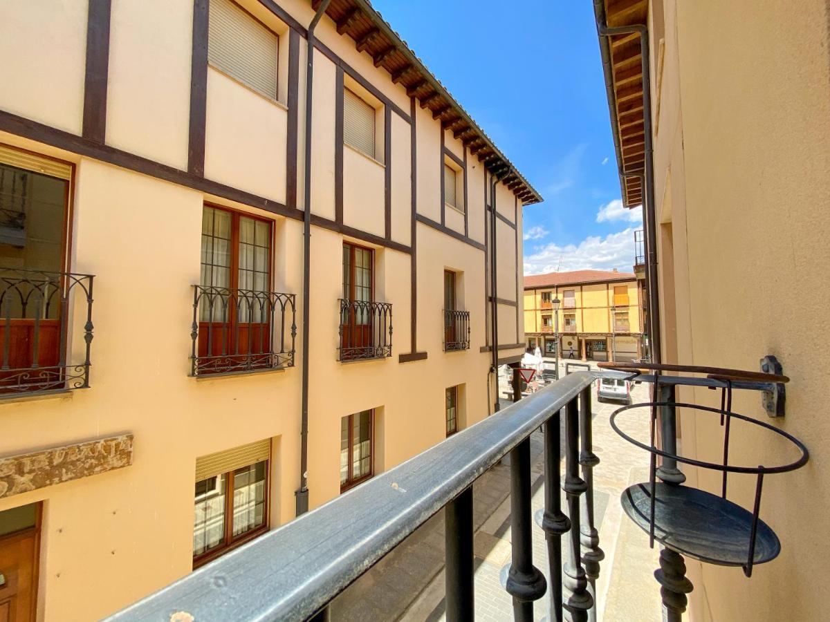 Vivienda Turistica Los Leones Berlanga de Duero Kültér fotó